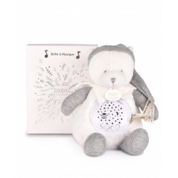 Le cadeau parfait : une ours gris pour un anniversaire tout en douceur. Musique, couleurs et étoiles pour émerveiller bébé.